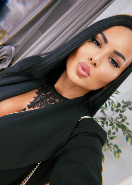 Luxury escort Dubai