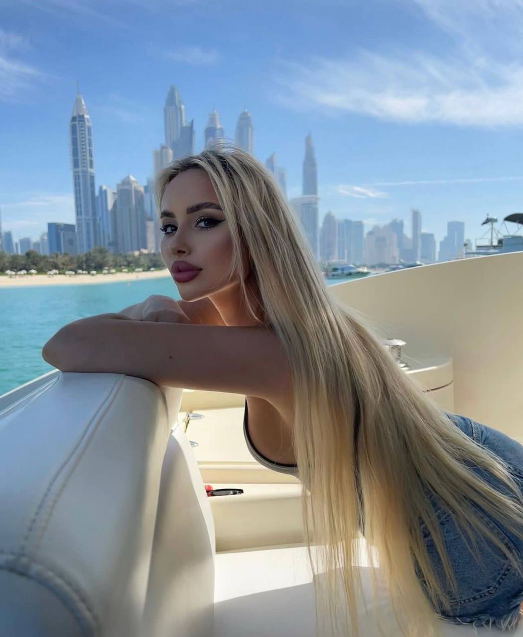 Luxury escort Dubai