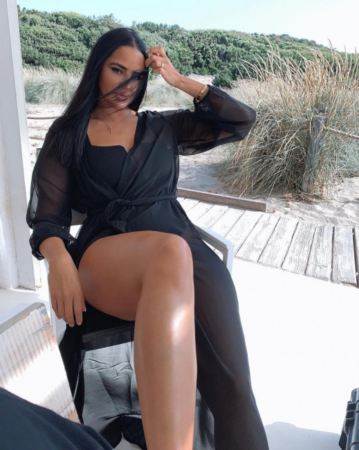 Luxury escort Dubai