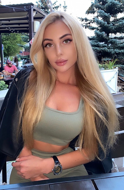 Luxury escort Dubai