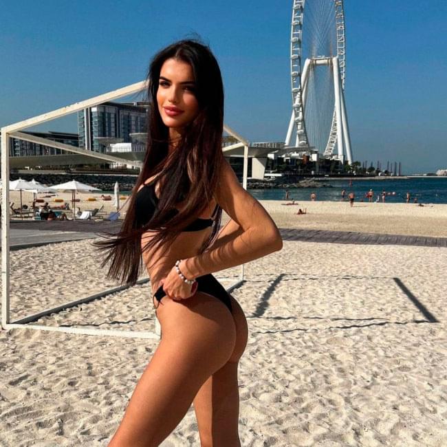 Luxury escort Dubai